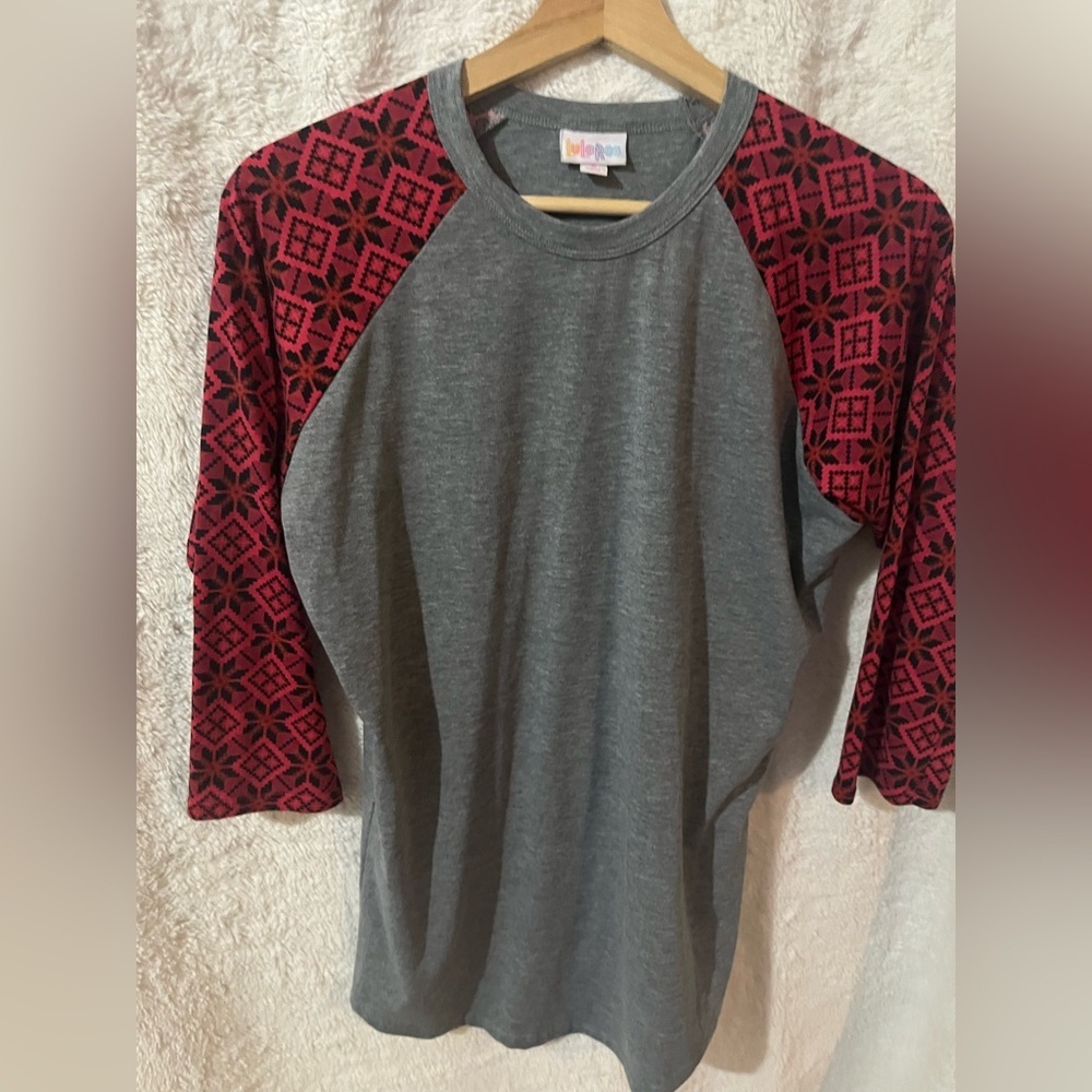 Lularoe top- worn once perfect condition